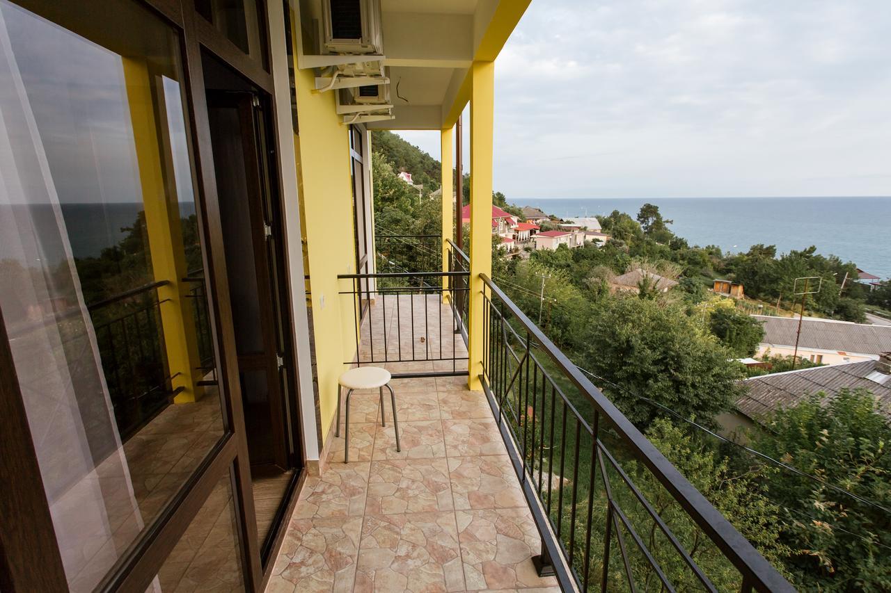 Guest House Arlen Tsandrypsh Exterior photo